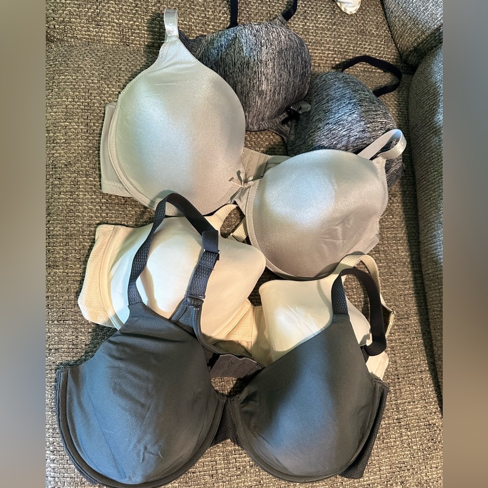 40D Bras SOLD